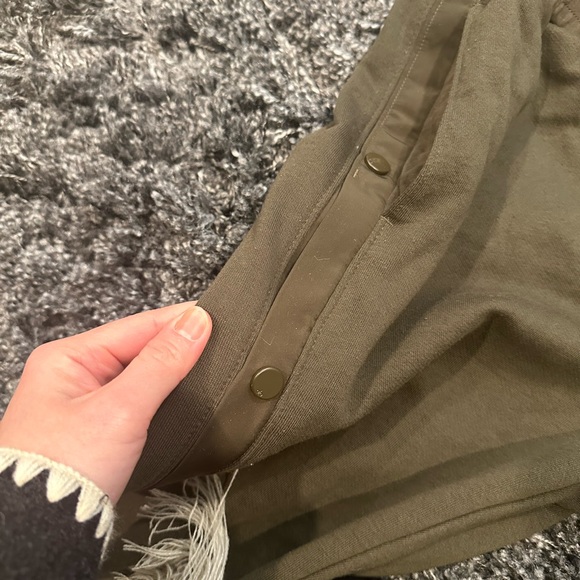 Alo Yoga Khaki Sweatpants Small - Picture 4 of 4